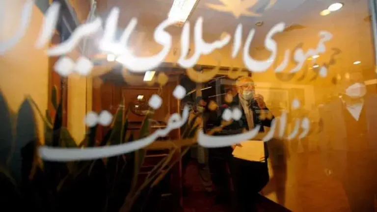 عیدی کارکنان قراردادی تابع قانون کار آزمون استخدامی شرکت ملی نفت ایران آزمون استخدامی وزارت نفت سال ۱۴۰۴ ضوابط بومی گزینی استخدام های صنعت نفت دفترچه آزمون استخدامی وزارت نفت آزمون استخدامی شرکت های تابعه رتبه تشویقی تصدی مشاغل مدیریتی دفترچه آزمون استخدامی وزارت نفت ۱۴۰۱ مقررات آزمون استخدامی اصلاح ضوابط تعدیل مدرک اصلاح ضوابط مرخصی زایمان افزایش ضریب افزایش فوق العاده های شاغلین فوق العاده کارمندان ارائه دهنده خدمات ضوابط اجرایی شایستگی کارکنان افزایش سقف مبلغ کمک بلاعوض تسری فوق العاده گروه صادرات وزارت نفت