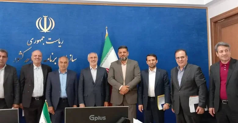 بررسی وضعیت استخدامی معلمان غیررسمی