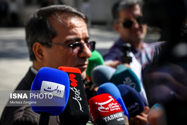 سامانه فواد ۱۲۸ تا دو هفته آینده در سراسر کشور اجرا میشود 1 مصوبه اصلاح ساختار وزارت امور اقتصاد شرط حداقل چهار سال سابقه نیروهای مازاد دستگاه های اجرایی تبدیل وضعیت کارکنان شرکتی نیازمند حکم ساعت کاری ادارات و تعطیلی برنامه دولت برای تبدیل وضعیت کارکنان پیمانی