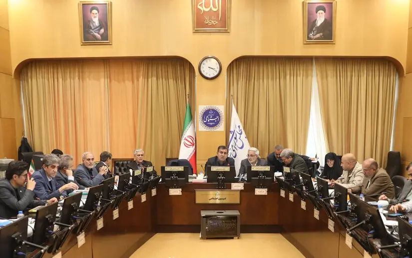 ممنوعیت انتصاب بستگان مسئولان