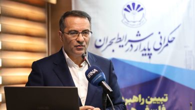 رییس سازمان اداری و استخدامی کشور: چه اشکالی دارد کارمند جان فدا دو برابر دیگری حقوق بگیرد؟ 1 کارمند جان فدا دو برابر دیگری حقوق